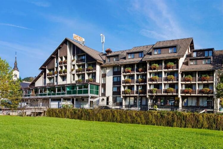 335 cerkno ext 322