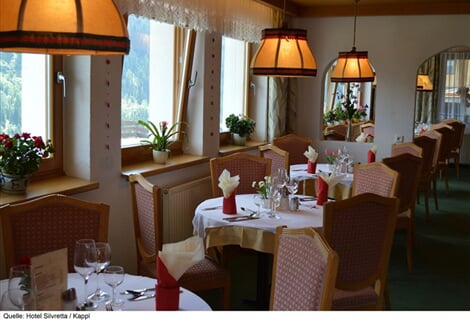 Zell am See - Kaprun - Hotel Lukasmayr v Brucku an der Grossglocknerstrasse ***
