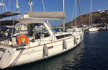 Plachetnice Oceanis 45 - Carpe Diem