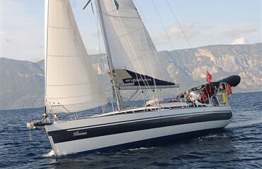 Plachetnice Harmony 42 - Barracuda