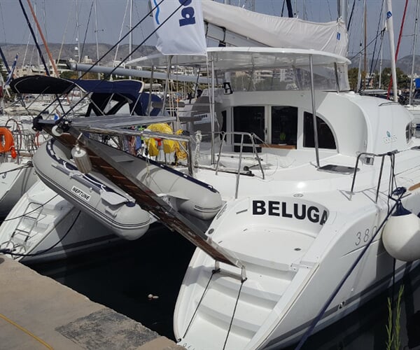 Lagoon 380 - Beluga